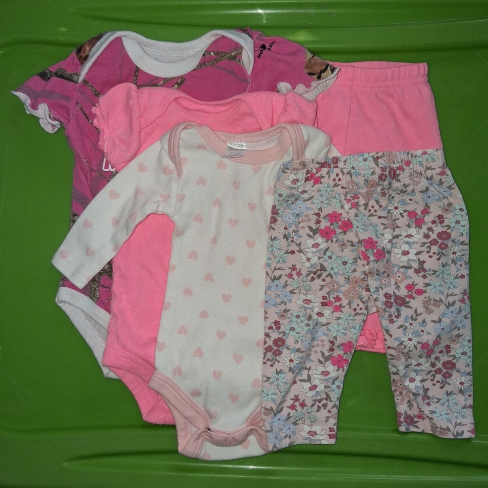 💥SALE💥5 Piece Baby Clothes Lot